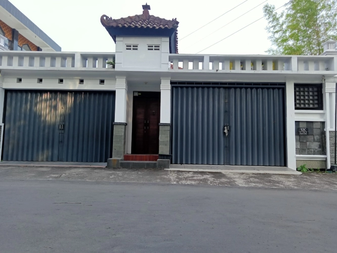 Rumah dijual di rumah tajem maguwoharjo, depok, kabupaten sleman, di yogyakarta