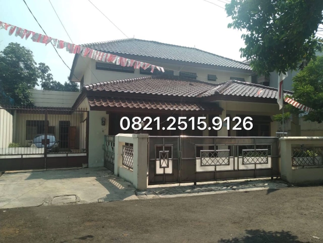 Rumah 2 lantai plus rooftop daerah Tanah Kusir dekat Gancit Mall dan Pondok Indah